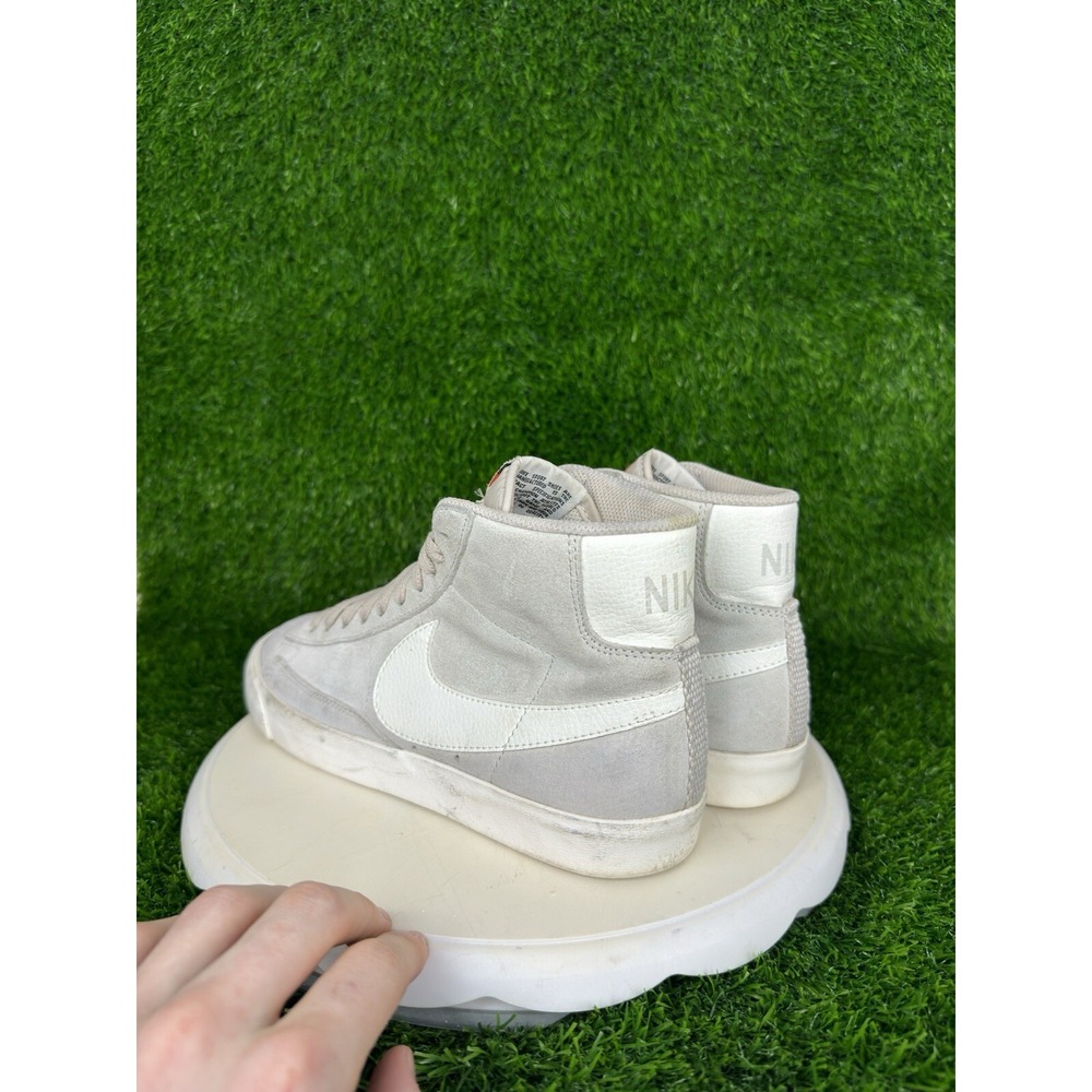 Nike Shoes Womens 8 Blazer Mid Vintage Lace Up Sneakers 917862-005 Grey Suede - Picture 5 of 10